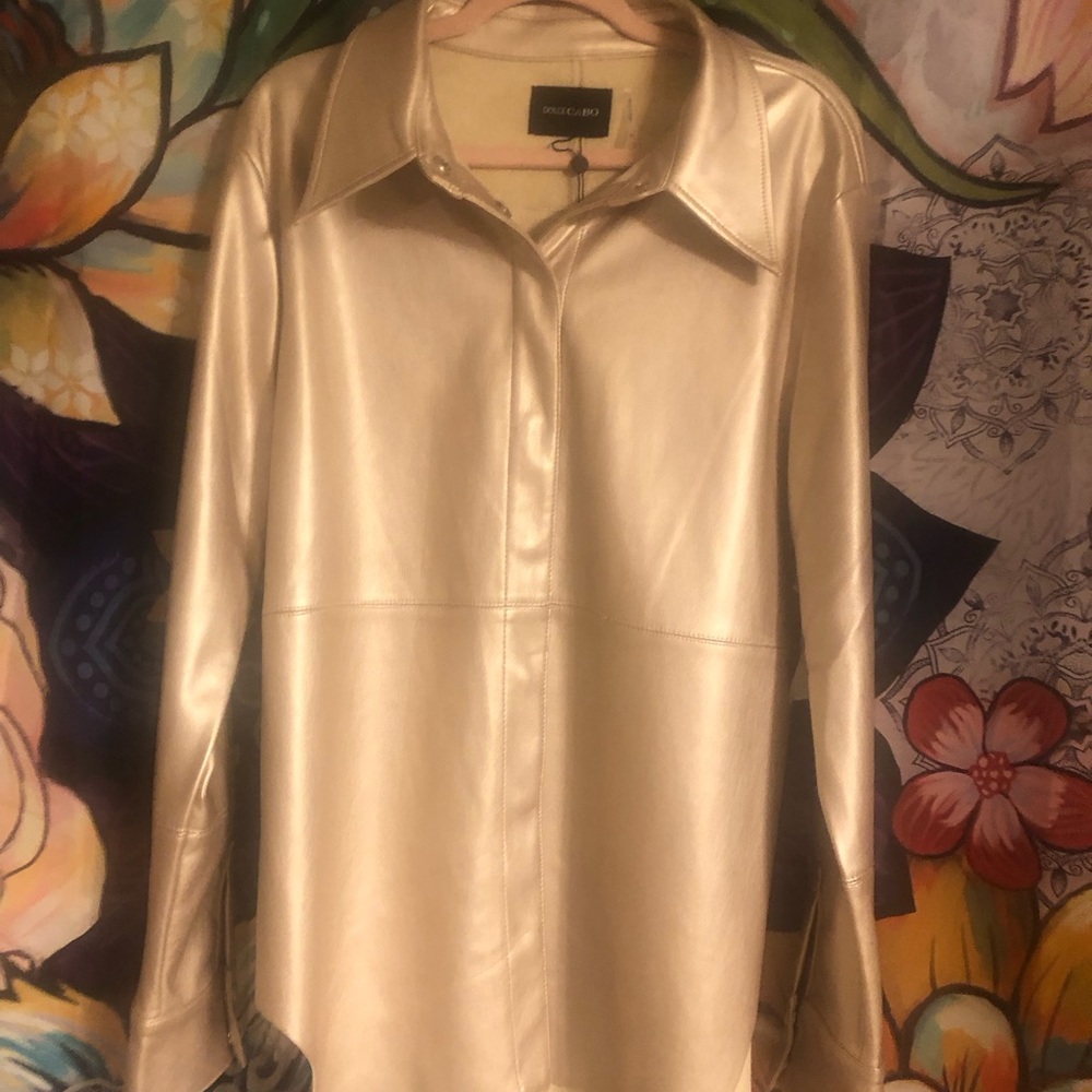 Dolce Cabo Cream Notched Collar Button Down Shirt
